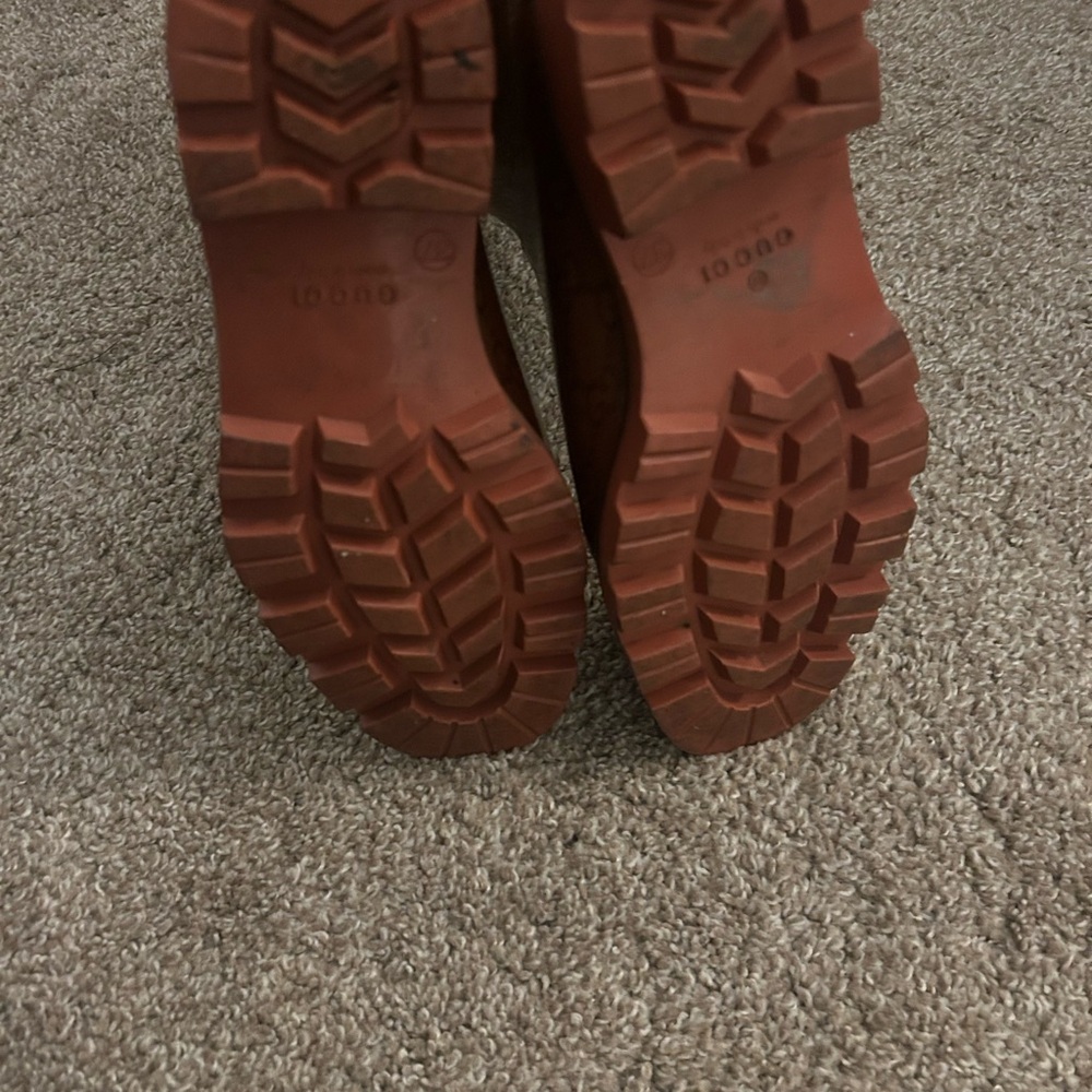Gucci Tan Monogram Rain Boots - Picture 2 of 4